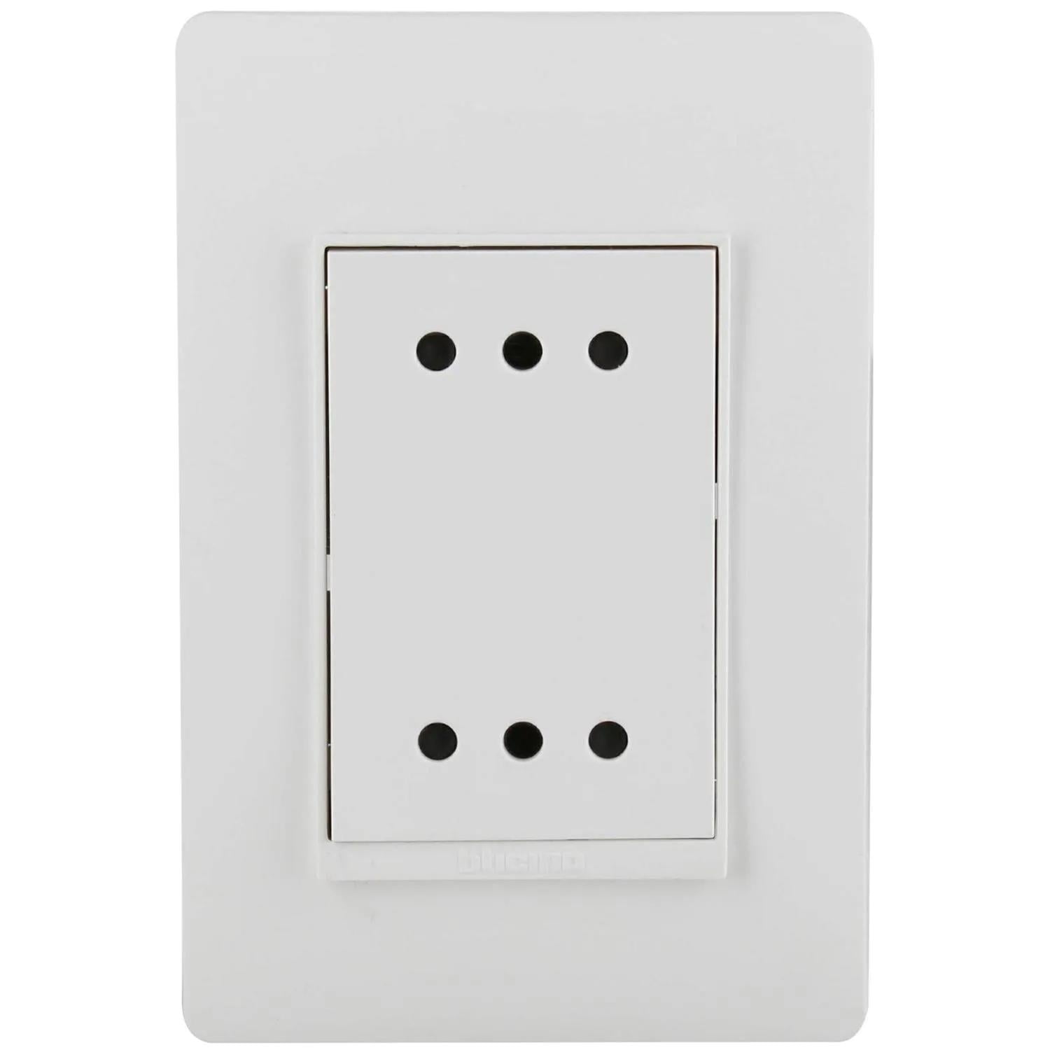Tomacorriente Doble 2p+t 10a Blanco Lúzica Pu1213 Bticino Blanco 12x8x4