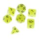 thumbnail image 3 of 7 Piezas De Dados De Varios Lados Que Brillan En La Oscuridad Para Accesorio De Barra De Fiesta Amarillo, 3 of 3