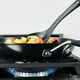 thumbnail image 2 of Sartén KitchenAid, dura, anodizada, antiadherente, 31 cm, color negro ónice, 2 of 3