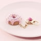 thumbnail image 4 of Llavero con forma de donut de lana, colgante para bolso de coche, llavero para mujer, 4 of 5