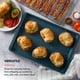 thumbnail image 3 of Bandeja para hornear KitchenAid, antiadherente, acero aluminizado, 33 x 46 cm, agave, 3 of 5