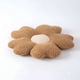 thumbnail image 2 of Set De 4 Cojines En Forma De Flor Café, 2 of 4