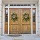 thumbnail image 4 of Coronas para puerta de entrada, corona de primavera para puerta de entrada exterior que da la bienvenida a las flores de verano, corona verde resistente a la intemperie para todo el año, decoración de, 4 of 5