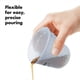 thumbnail image 4 of Juego de tazas medidoras OXO Good Grips Squeeze & Pour, 3 piezas, 4 of 6