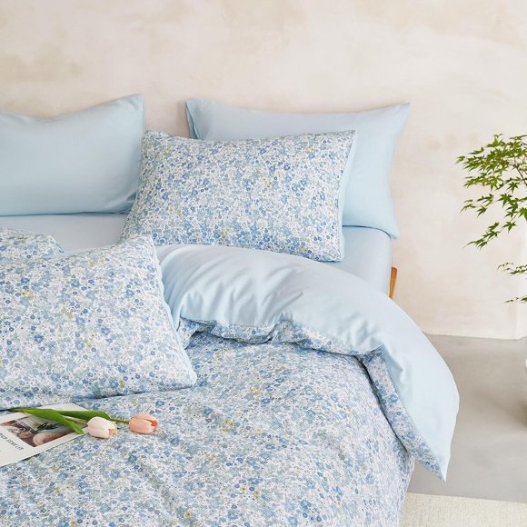 Wake In Cloud Floral Comforter Set with Sheets, Cute Vintage