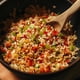 thumbnail image 2 of SavorSatch Hojuelas de pimiento rojo y verde deshidratado 226 g, 2 of 8