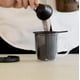 thumbnail image 2 of Cafetera Hario Immersion de vidrio templado con calor de 170 ml, color negro, 2 of 7