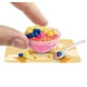 thumbnail image 2 of Miniverso de miniobjetos coleccionables de la serie Mini Food Cafe de la serie 3 de MGA, 2 of 3