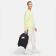 thumbnail image 5 of Bolsa deportiva NIKE con correas de hombro acolchadas en negro/negro/blanco, 5 of 8