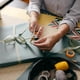 thumbnail image 3 of Tijeras Fiskars Easy Action Micro-Tip Titanium, 3 of 7