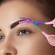 thumbnail image 2 of Tijeras de acero inoxidable de color para cejas con peine, tijeras para recortar cejas, herramienta de maquillaje para recortar cejas, peine, 2 of 5