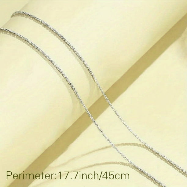 Elevate Her Style with this 925 Sterling Silver Clavicle Chain Necklace - Perfect Gift for the Stylish Woman in Your Life!