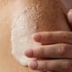 thumbnail image 4 of Set de regalo de ducha Tree Hut Mini Vanilla con exfoliante y mantequilla corporal, 4 of 7