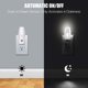 thumbnail image 2 of Luz nocturna Emotionlite paquete de 4, blanco neutro, 2 of 7