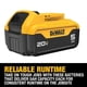 thumbnail image 5 of Batería DEWALT 20V MAX de iones de litio, paquete de 2, 5,0 Ah (DCB205-2c), 5 of 6