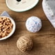 thumbnail image 2 of Pelotas Juguete Gato Vibrant Life Lana Grande 2 Unidades, 2 of 3