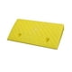 thumbnail image 1 of Rampa De Bordillo Portátil Rampa De Umbral Para Silla De Ruedas Rampa De Bordillo Antideslizante 7cm Amarillo, 1 of 3
