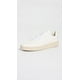 thumbnail image 2 of Zapatillas Veja V-90 para hombre, piel extra blanca, talla 8 EE. UU., 2 of 3
