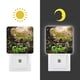 thumbnail image 3 of Yo soy Groot Luz nocturna LED con sensor de anochecer a amanecer para dormitorio, baño, pasillo, escaleras - Lámpara LED nocturna de enchufe, 0.5W - 1 pieza, 3 of 6