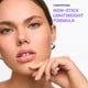 thumbnail image 5 of Brillo de labios Wonderskin Blading Top Gloss, purpurina transparente, 5 of 8