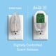 thumbnail image 4 of Ambientador Febreze Plug Linen & Sky, 1 calentador y 2 recargas, 4 of 9
