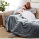 thumbnail image 3 of Manta Sherpa de Blanket Genteele, supersuave y reversible, 260 x 230 cm, 3 of 6