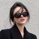 thumbnail image 4 of Gafas de sol con montura ovalada retro, gafas de sol de tendencia de moda que combinan con todo, hechas de PC, 4 of 5