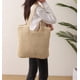 thumbnail image 4 of Bolsa de playa GOLDTIMO Summer Soft, grande, tejida en color beige paja, para mujer, 4 of 7