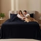 thumbnail image 1 of Juego De Sábanas + Fundas De Almohada Negro King Hilos Suave Casa Nerola, 1 of 10