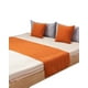 thumbnail image 2 of Piecera De Cama Decorativa Modelo Plush Naranja, 2 of 3