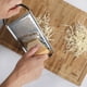 thumbnail image 2 of Rallador de queso Oster Helmsdale plano de acero inoxidable negro, 2 of 6
