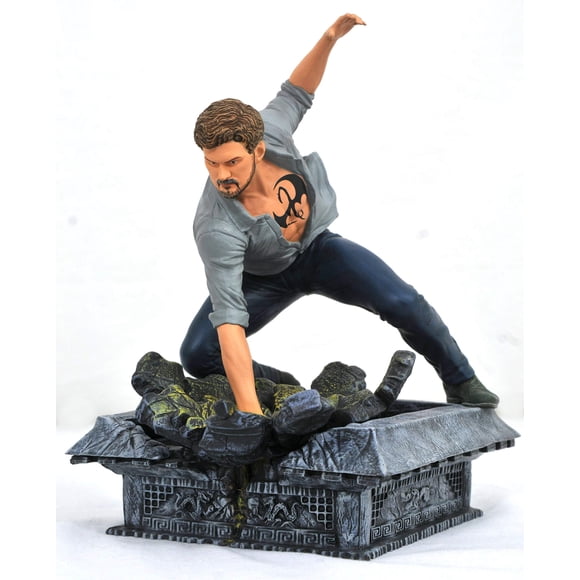 Figura de PVC Diamond Select Toys Marvel Gallery Iron Fist, 20 cm