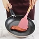 thumbnail image 5 of Juego de utensilios de cocina de silicona antiadherente, resistentes al calor., 5 of 5
