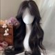 thumbnail image 3 of Xiao Hua Peluca rizada de longitud media, cubrecabezas, 1 peluca sintética resistente al calor, cabello rizado estilo bohemio chic, peluca protectora, peluca refinada, negra, 3 of 3