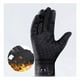 thumbnail image 2 of Guantes De Invierno  Tactil, 2 of 3