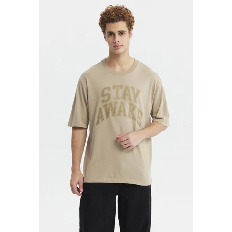 Fashionspark - Polera Hombre Oversize Estampada Beige Oscuro