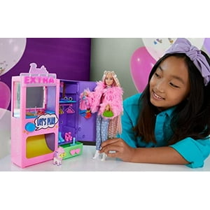 Barbie Extra Surprise Fashion Playset With 20 Pieces Including Pet Poodle, Closet And Push-Button Feature That Dispenses Fashion Accessories, Gift For 3 Year Olds & Up Barbie -