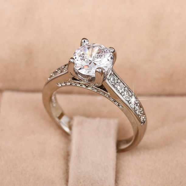 Elegant 925 Silver Plated Wedding Ring with 4 Claw Setting and 1.5 Ct Zircon - Perfect for Couple Engagement and Fine Jewelry