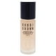 thumbnail image 2 of Base Bobbi Brown Weightless Skin SPF 15 30 ml para, 2 of 3
