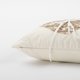 thumbnail image 5 of Almohada decorativa Rizzy Home T13306 con relleno de plumón, 28 x 53 cm, color beige, 5 of 5