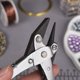 thumbnail image 5 of Alicates The Beadsmith de punta redonda y mordaza cóncava de acero, 14,5 cm, 5 of 7