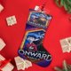 thumbnail image 4 of Onward (Unidos) Tema: Calcetines de Navidad, fino lino blanco para colgar en escaleras y chimenea, decoración navideña para el hogar, regalo de Navidad. 45cm × 32cm, 4 of 5