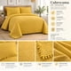 thumbnail image 5 of Cubrecama King En Relieve Con Pompones Decorativos, 5 of 6