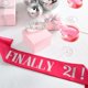thumbnail image 2 of Sash and Crown fijó el 21 cumpleaños de Juvale y finalmente 21 para ella, 2 of 8
