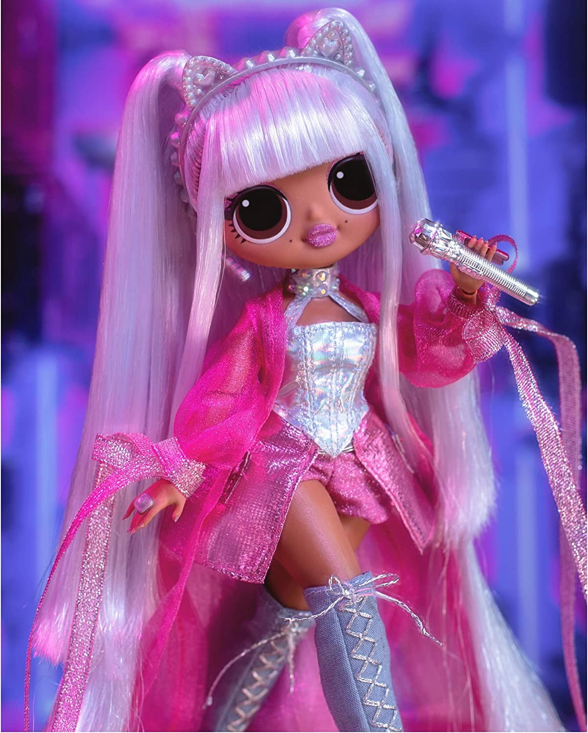 LOL Surprise OMG Remix Kitty K Fashion Doll con 25 sorpres LOL
