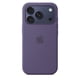 thumbnail image 3 of Funda para iPhone 17 Pro de Apple en silicona con MagSafe color púrpura, 3 of 4