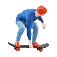 Magideal - Figura En Miniatura A Escala 1/64, Juguete De Muñeca, Monopatín, Modelo De Diorama Pintado Realista Pequeño Para Adorno De Escritorio, Accesorios Para