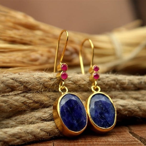 Gorgeous Women's Gemstone Turquoise & Zircon Inlaid Stud Earrings - A Stylish Accessory!