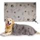 thumbnail image 1 of Toalla Microfibra Para Mascotas The Duke Company 101 X 60 Cm Gris Patitas Y Huesos, 1 of 3