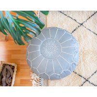 Made In Marruecos - Puff De Cuero Gris